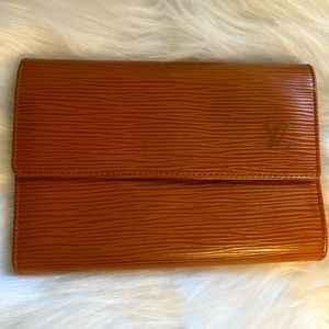 Louis Vuitton Tresor Etui Papier Epi Gold Wallet